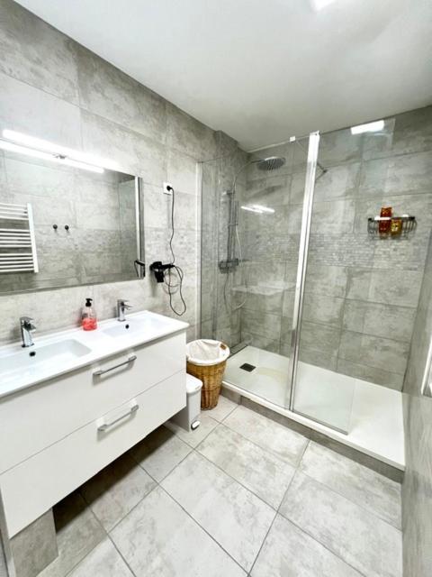 Appartement En Centre-Ville Μπισί-Σεν Ζορζ Εξωτερικό φωτογραφία